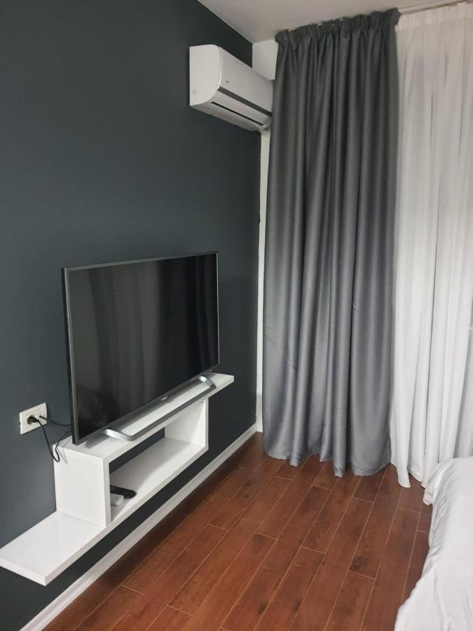 Modern Apartment Korca 3 Exterior foto