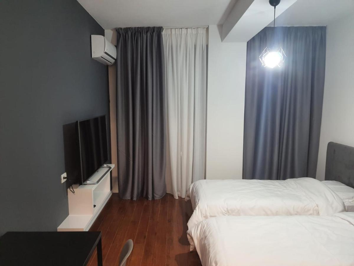 Modern Apartment Korca 3 Exterior foto