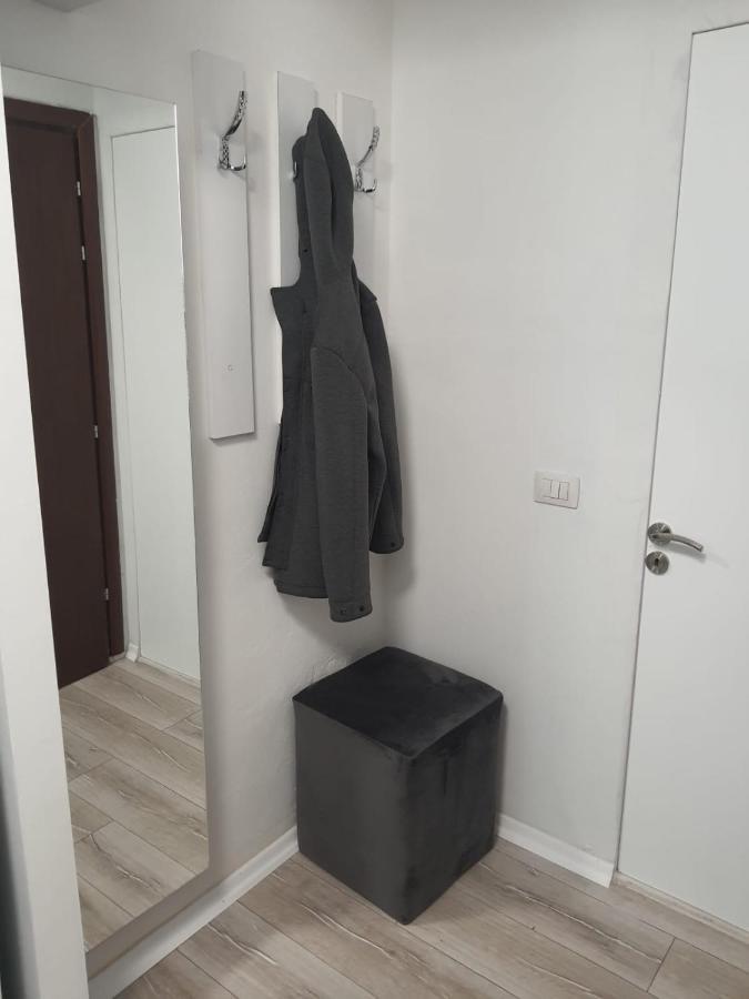 Modern Apartment Korca 3 Exterior foto