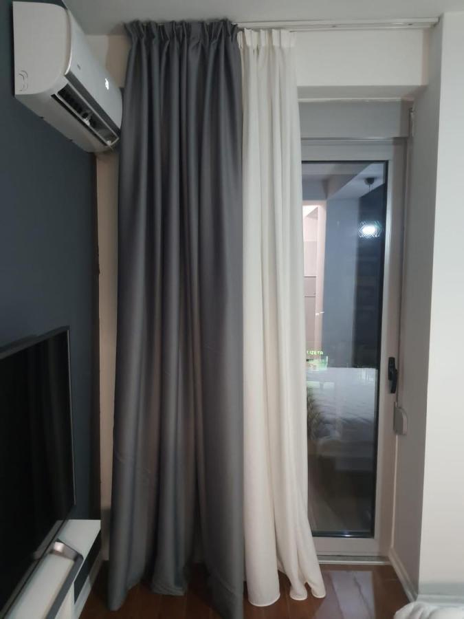 Modern Apartment Korca 3 Exterior foto